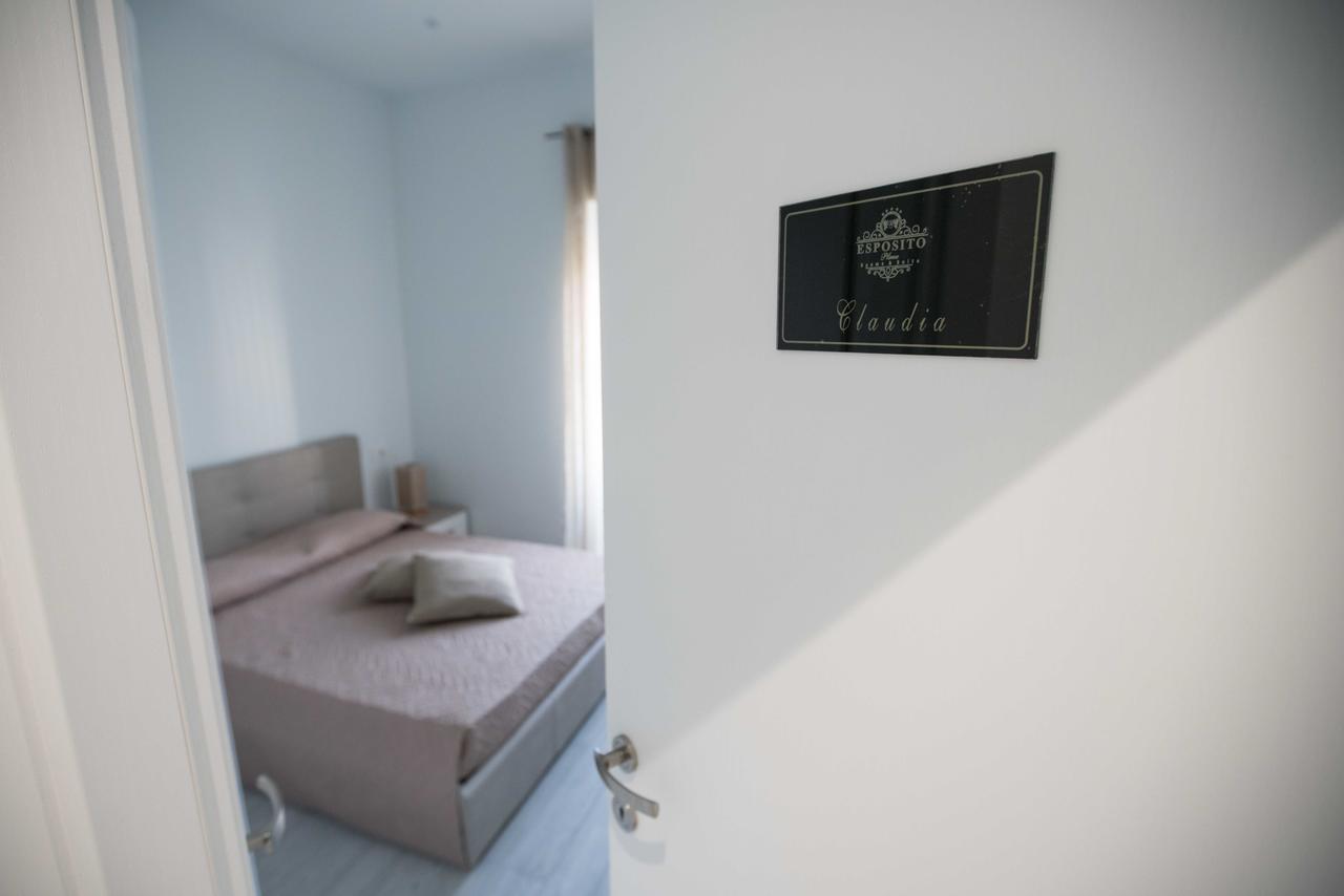 Esposito Plaza- Rooms & Suite Nápoles Exterior foto