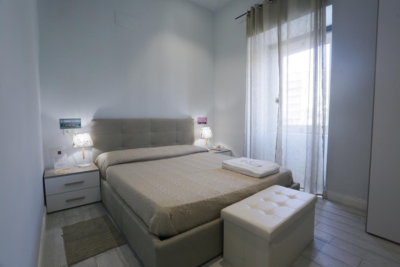 Esposito Plaza- Rooms & Suite Nápoles Exterior foto